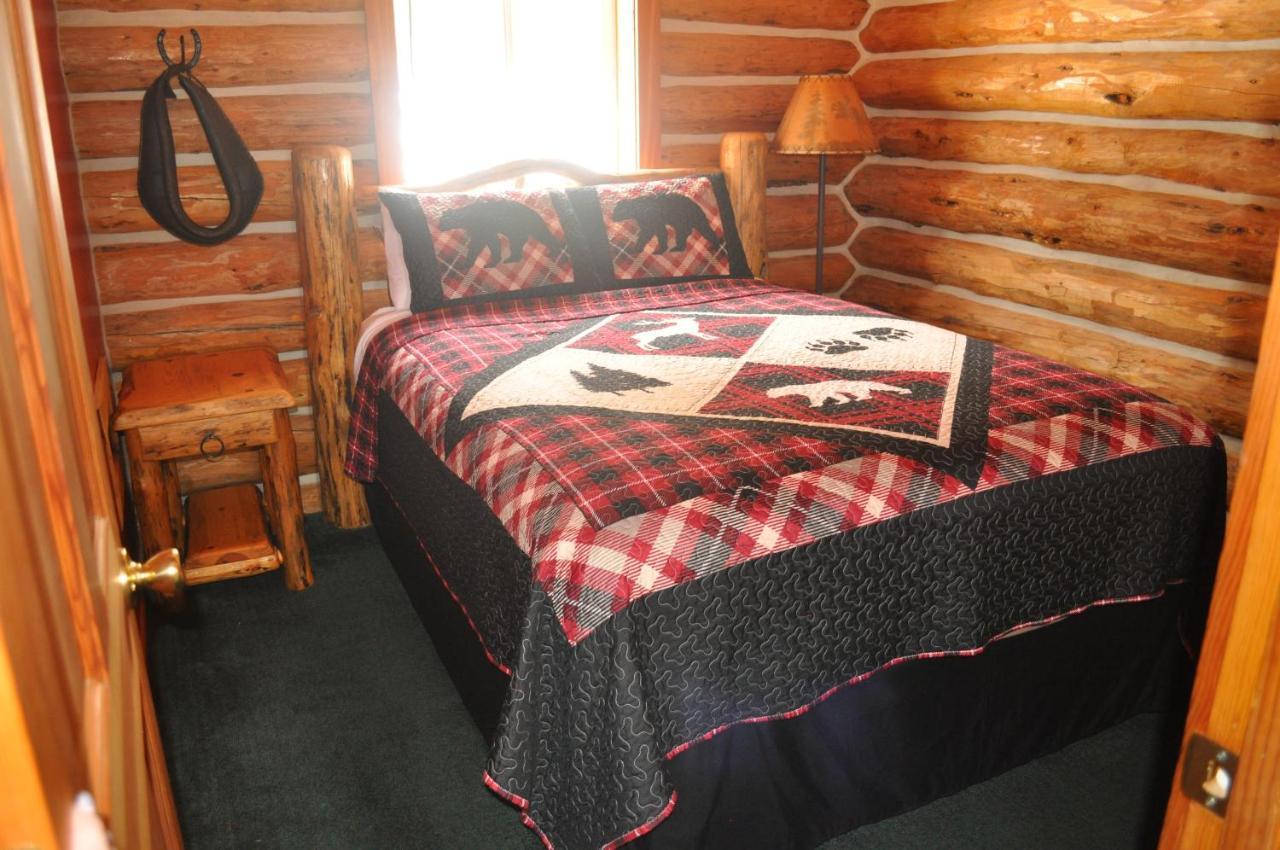 Hotel Crooked Creek Guest Ranch Dubois Esterno foto