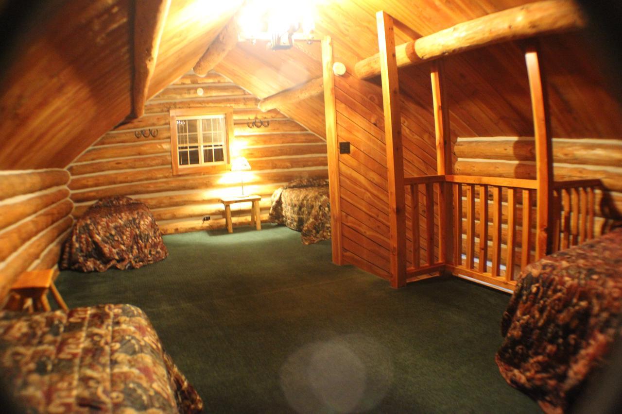 Hotel Crooked Creek Guest Ranch Dubois Esterno foto